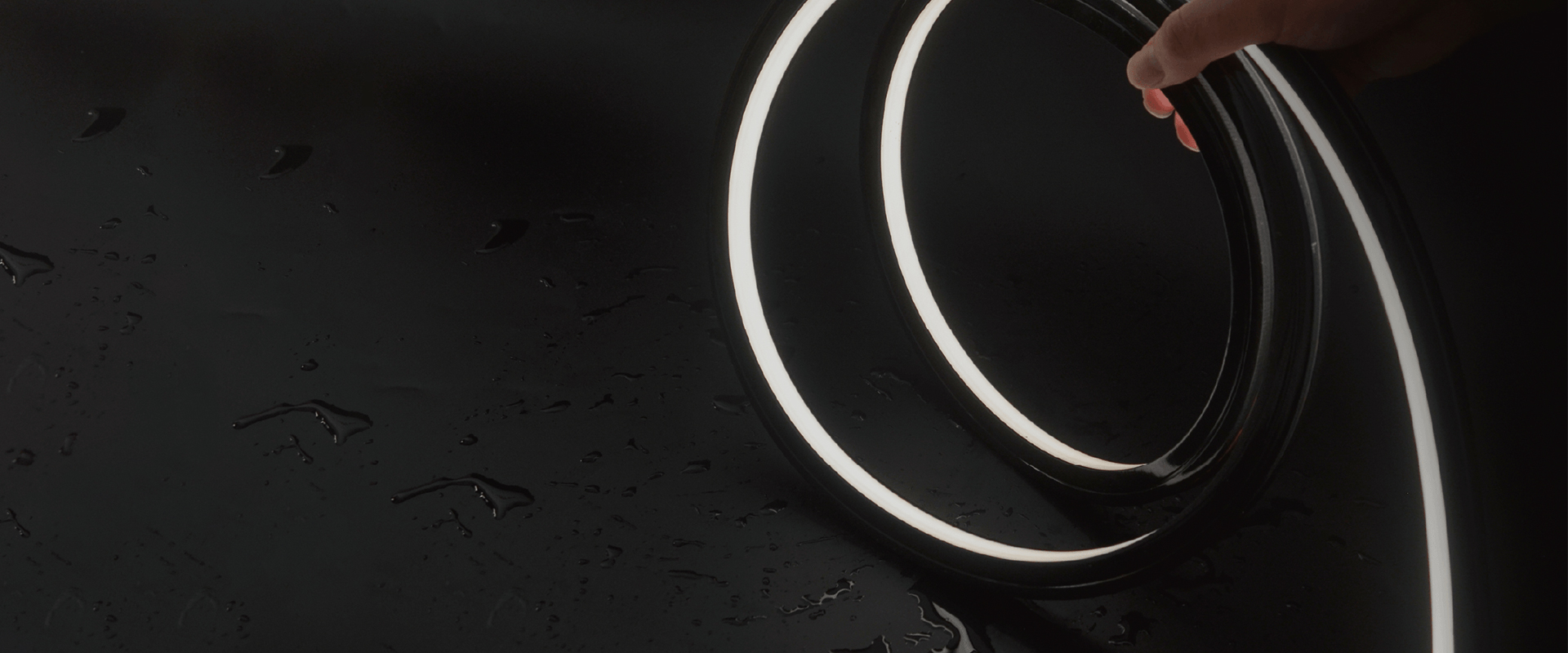 Black Neon detail