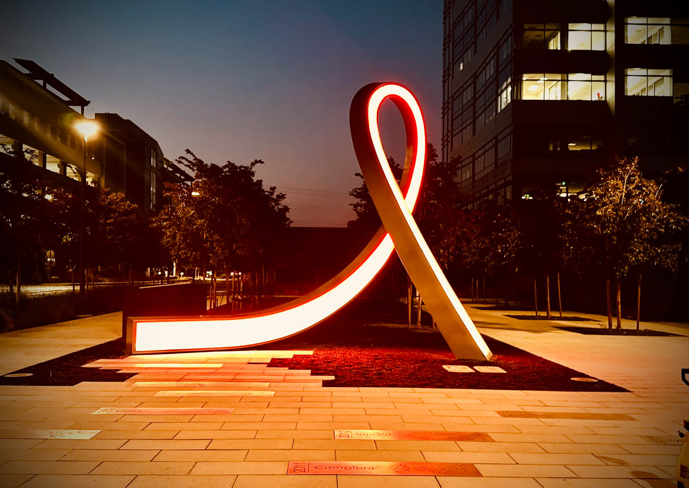 Cancer Ribbon / Gilead Discovery Path installation